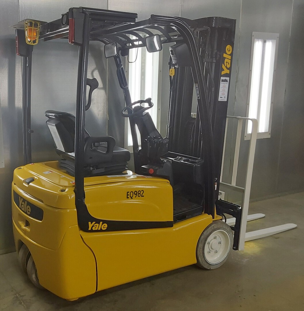 2019 Yale ERP040VT, 4,000 lbs. Electric Forklift Back Side View