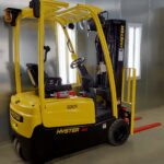 2015 Hyster J40XNT, 4,000 lb. Four-Wheel Electric Forklift Back View