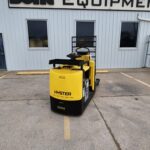 2017 Hyster LO2.5, 5,500 lb. Order Picker Back View