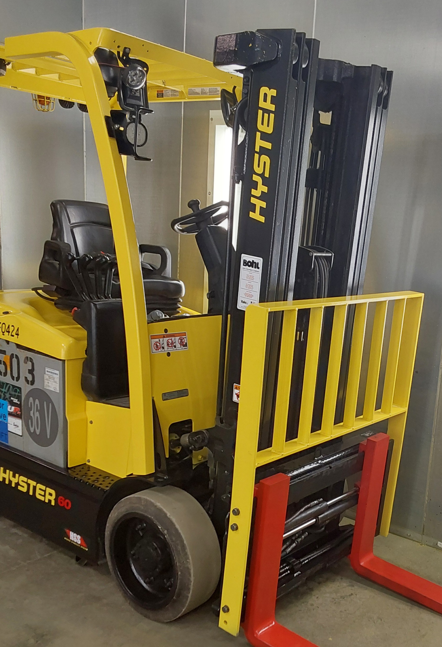 2018 Hyster E60XN, 6,000 lb. Electric Forklift Front Side