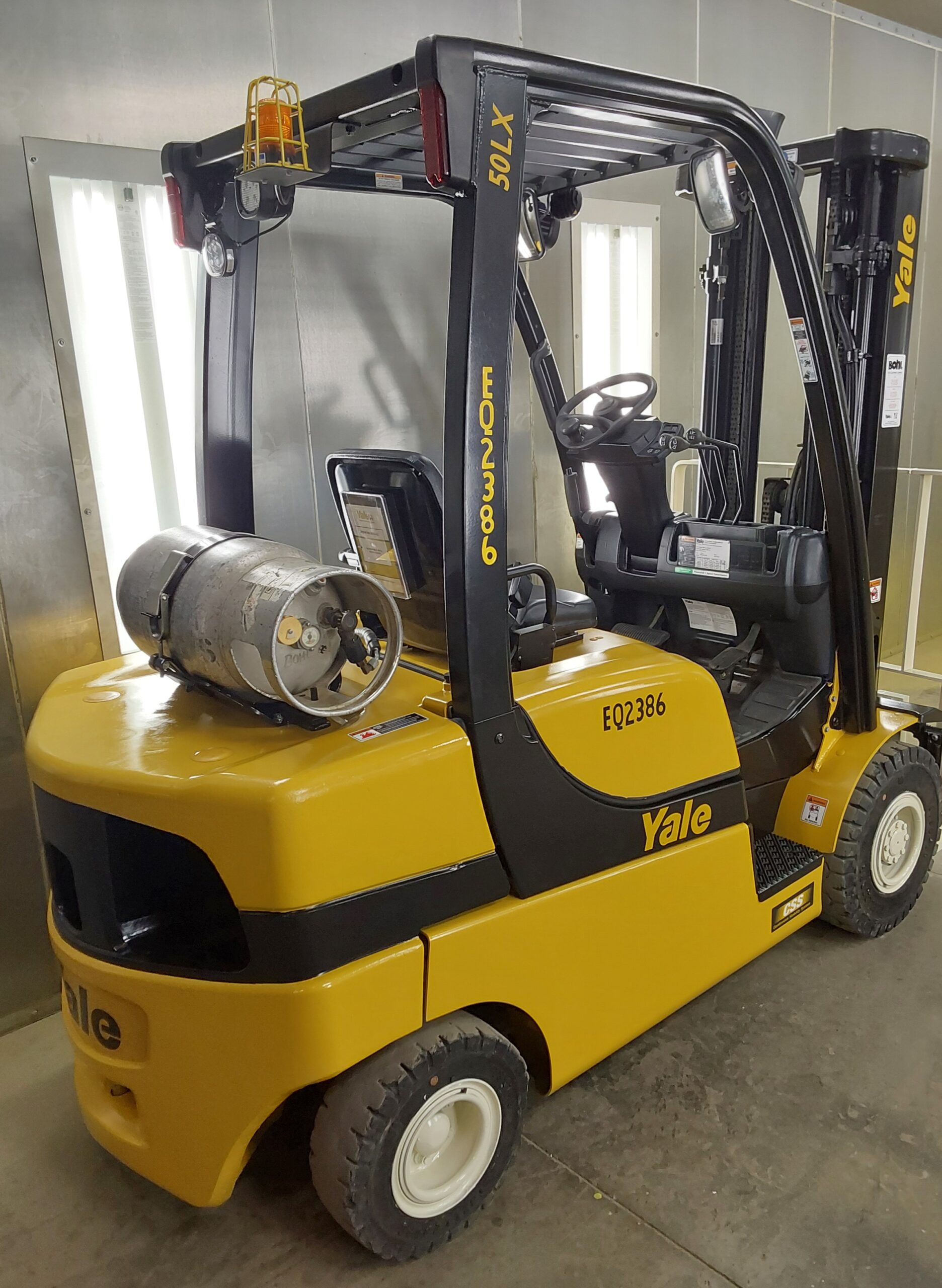 2016 Yale GP050LX, 5,000 lb. IC Pneumatic Forklift Truck Back Side View