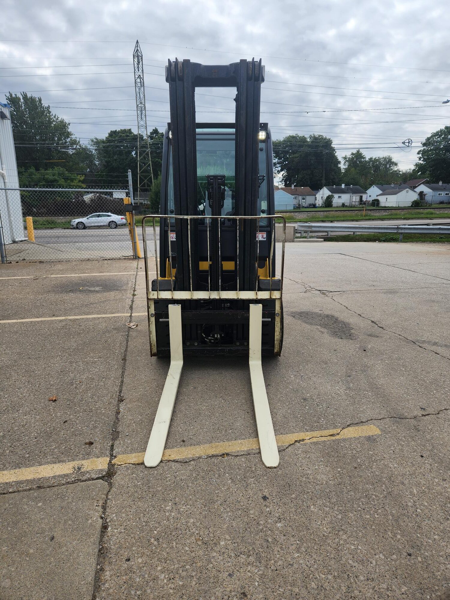 2021 Yale GP050VX, 5,000 lb. IC Pneumatic Lift Truck, Front View