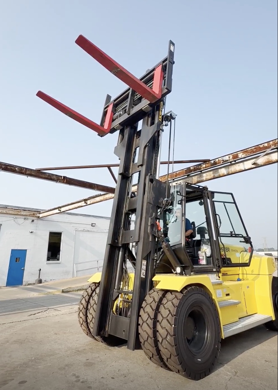 Hyster H360XD Used Truck from Bohl Equipment.