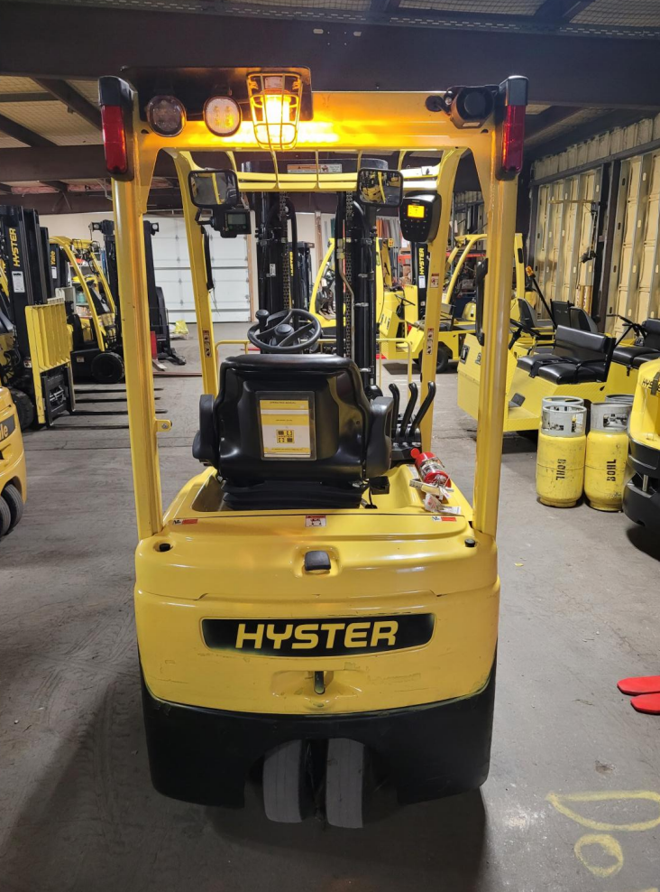 2019 Hyster J40XNT EQ100